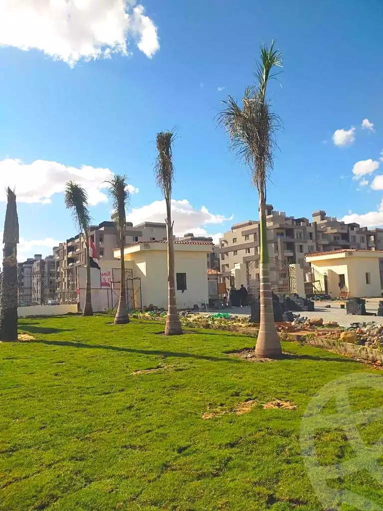 https://aqarmap.com.eg/ar/listing/3890121-for-sale-cairo-el-sheikh-zayed-city-compounds-kmbwnd-jm-lqhr