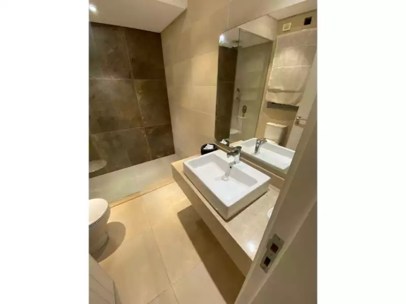 https://aqarmap.com.eg/ar/listing/3890741-for-sale-cairo-el-sheikh-zayed-city-compounds-kmbwnd-fyldj-wyst-dr-llttwyr