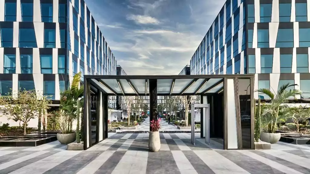 https://aqarmap.com.eg/ar/listing/3892276-for-rent-cairo-el-sheikh-zayed-city-compounds-brk-stryt-mwl-sky