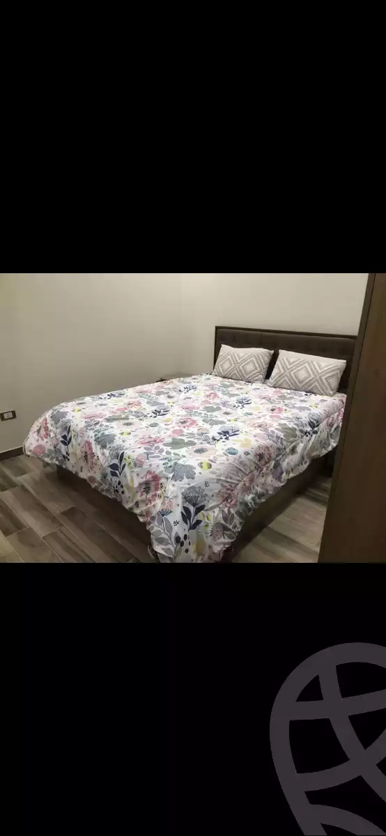 https://aqarmap.com.eg/en/listing/4350382-for-rent-cairo-new-cairo-first-settlement-mhwr-mstfy-kml