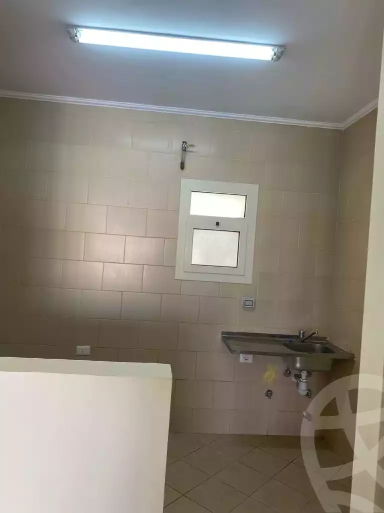 https://aqarmap.com.eg/ar/listing/3899702-for-rent-cairo-el-sheikh-zayed-city-compounds-dh-drys