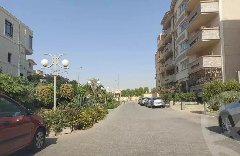 https://aqarmap.com.eg/ar/listing/3901378-for-sale-cairo-new-cairo-compounds-el-zahwa