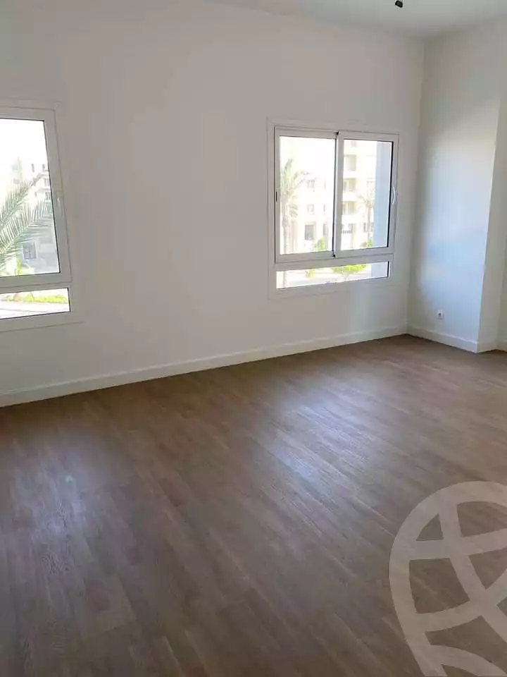 https://aqarmap.com.eg/en/listing/4251414-for-sale-cairo-el-sheikh-zayed-city-compounds-kmbwnd-fyldj-wyst-dr-llttwyr