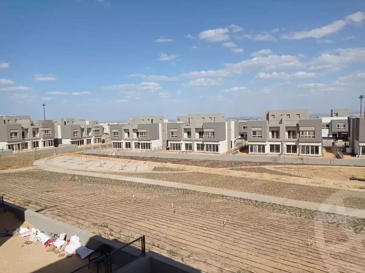 https://aqarmap.com.eg/en/listing/4231081-for-sale-cairo-el-sheikh-zayed-city-compounds-in-sheikh-zayed-etapa