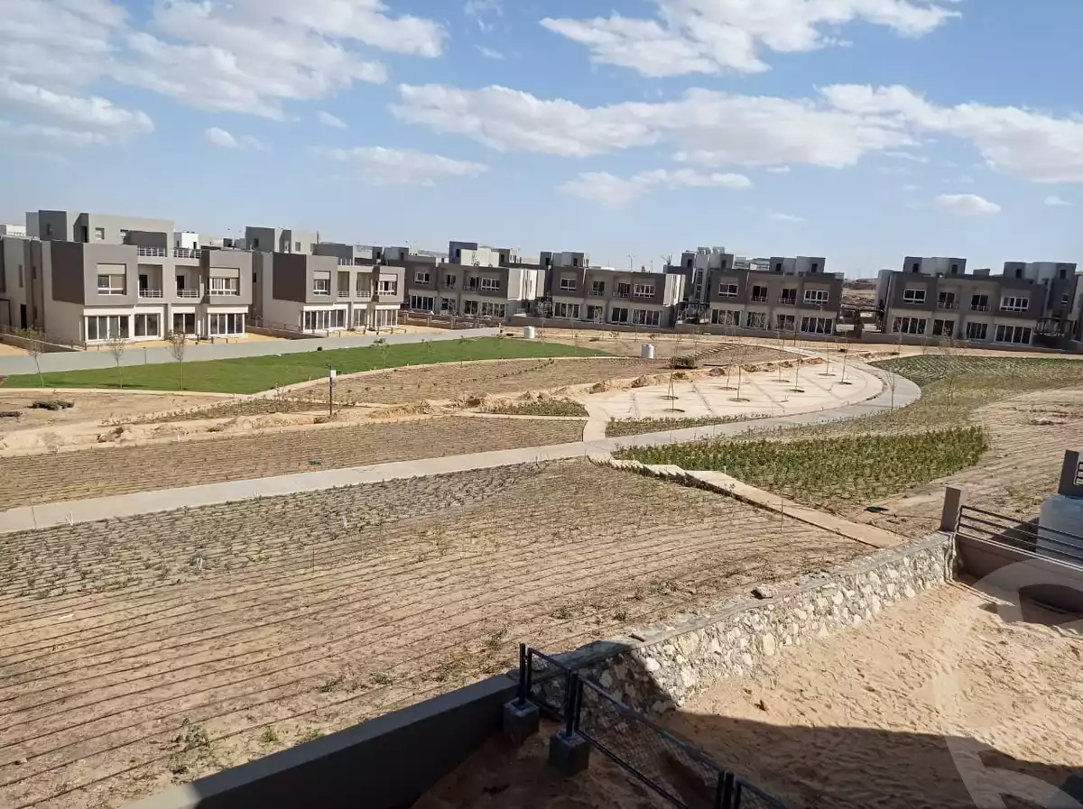 https://aqarmap.com.eg/en/listing/4231081-for-sale-cairo-el-sheikh-zayed-city-compounds-in-sheikh-zayed-etapa
