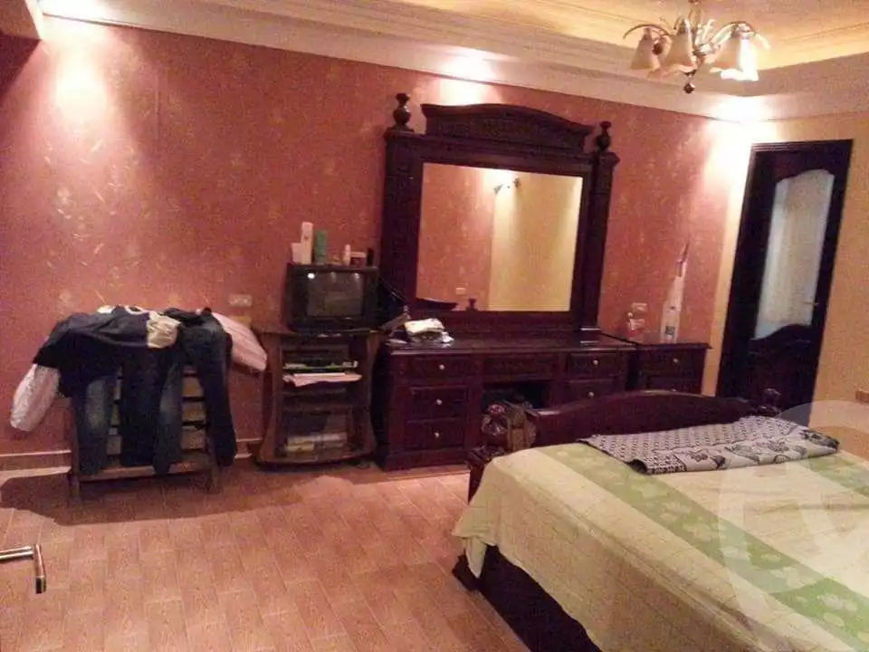 https://aqarmap.com.eg/en/listing/4262342-for-sale-cairo-cairo-hdyq-lhrm-lmntq-w