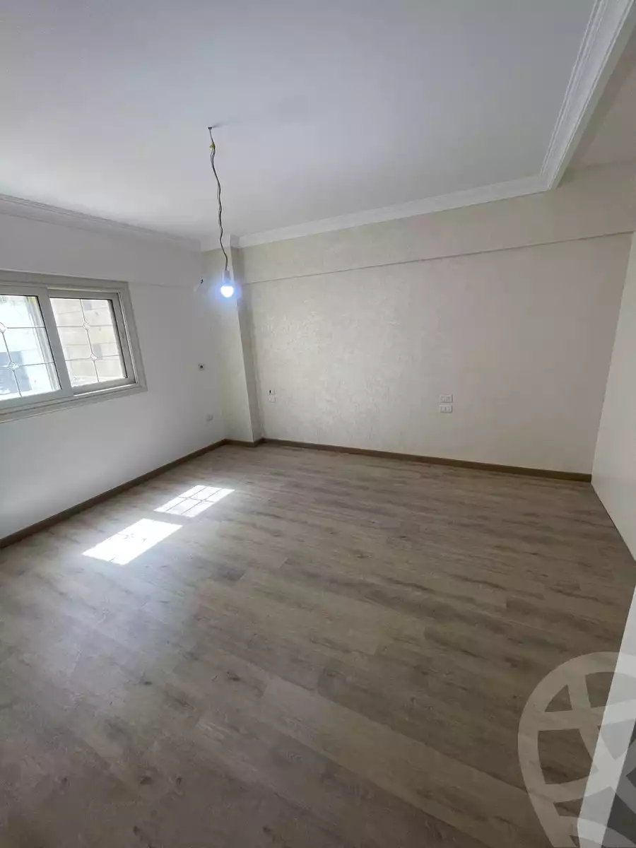 https://aqarmap.com.eg/ar/listing/3876964-for-sale-cairo-el-sheikh-zayed-city-bait-el-watan