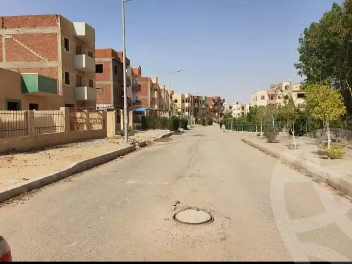 https://aqarmap.com.eg/ar/listing/3930327-for-sale-cairo-6th-of-october-hadaeq-october-ebni-betak-7