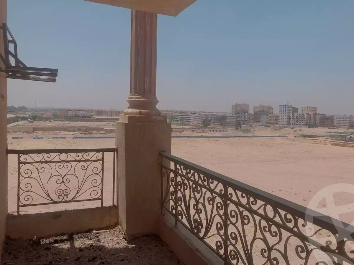 https://aqarmap.com.eg/en/listing/3950727-for-sale-cairo-al-oubour-tryq-msr-sm-yly-lshrwy-moon-city