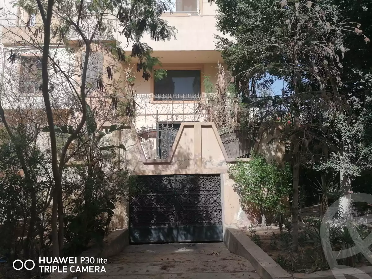 https://aqarmap.com.eg/en/listing/6446752-for-sale-cairo-6th-of-october-el-ahyaa-neighborhood-3rd-street-7