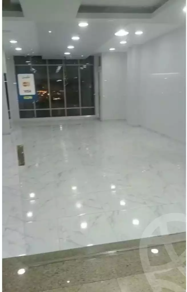 https://aqarmap.com.eg/ar/listing/3958216-for-rent-cairo-new-cairo-ltjm-lkhms-90th-street-south-teseen-st