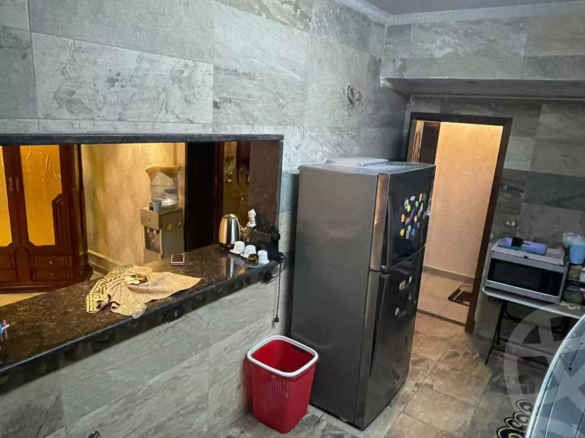 https://aqarmap.com.eg/ar/listing/3963370-for-sale-cairo-new-cairo-first-settlement-mhwr-mstfy-kml
