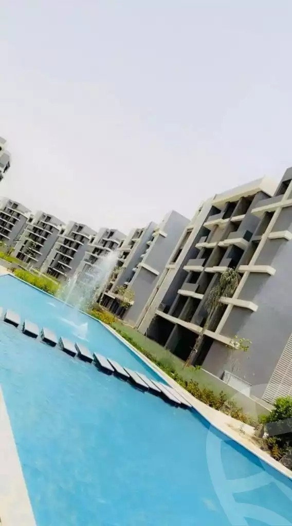 https://aqarmap.com.eg/ar/listing/3975463-for-sale-cairo-6th-of-october-compound-sun-capital