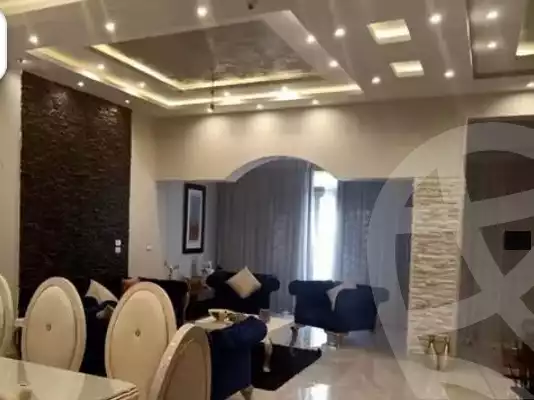https://aqarmap.com.eg/ar/listing/3975365-for-sale-cairo-el-sheikh-zayed-city-compounds-in-sheikh-zayed-royal-meadows