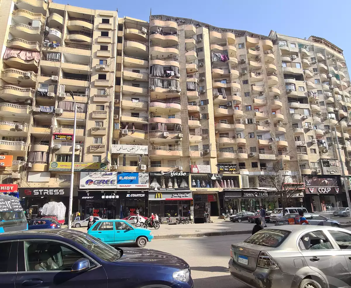 https://aqarmap.com.eg/ar/listing/3976105-for-sale-cairo-faisal-shareaa-el-malek-fasel
