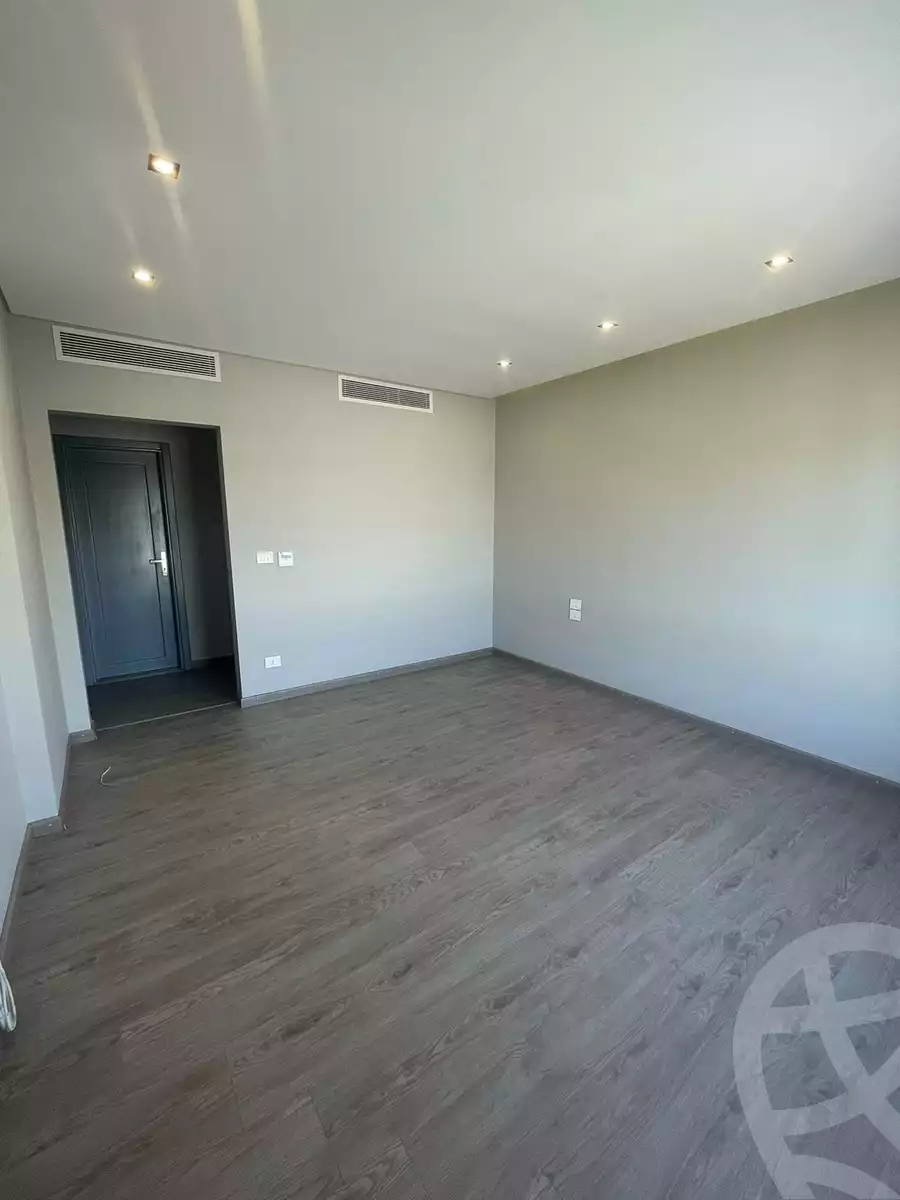 https://aqarmap.com.eg/en/listing/3978201-for-sale-cairo-new-cairo-compounds-eastown