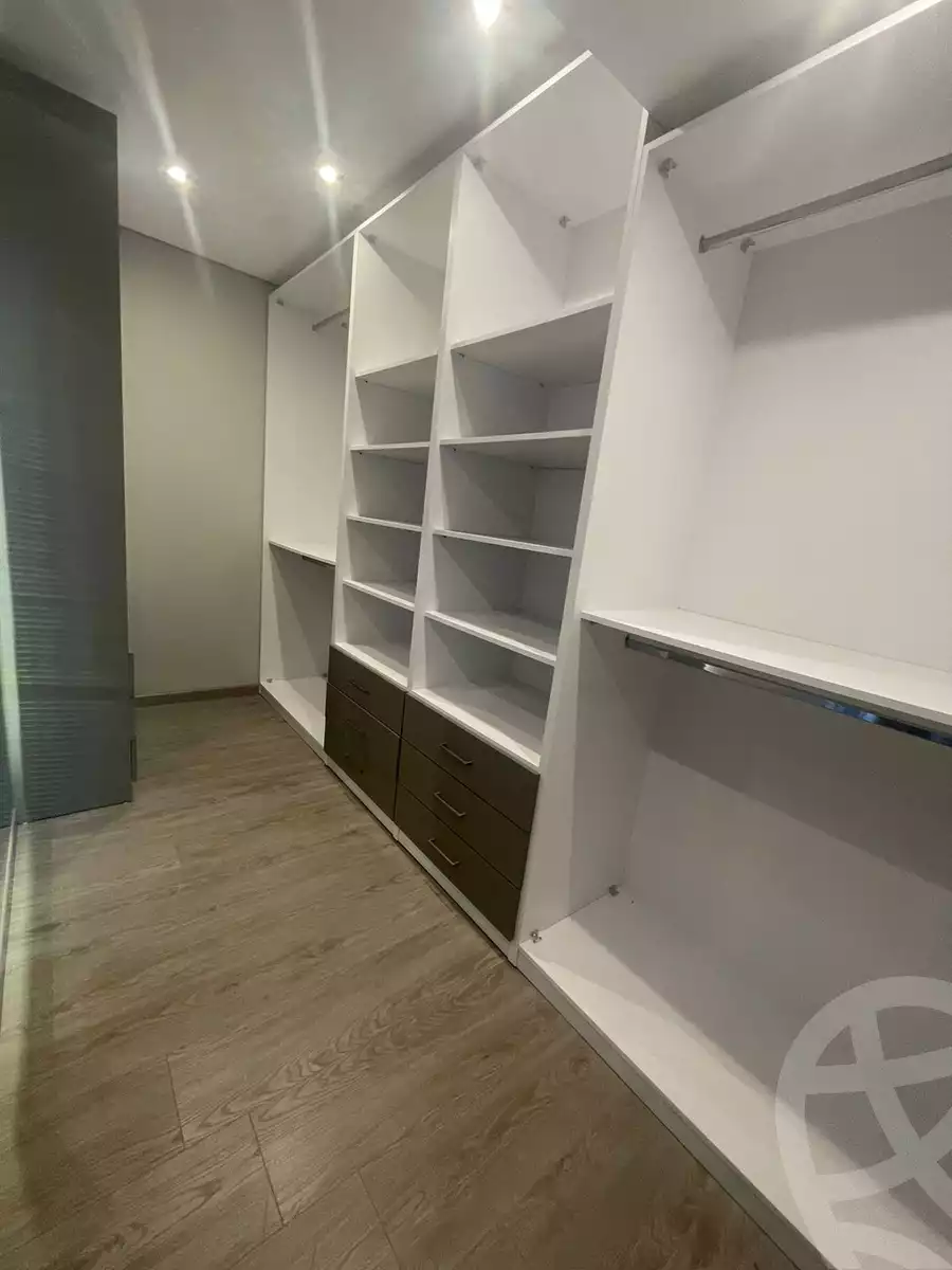 https://aqarmap.com.eg/en/listing/3978201-for-sale-cairo-new-cairo-compounds-eastown