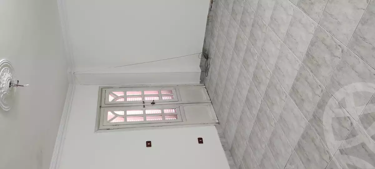https://aqarmap.com.eg/ar/listing/3979087-for-sale-cairo-mokattam-shareaa-9