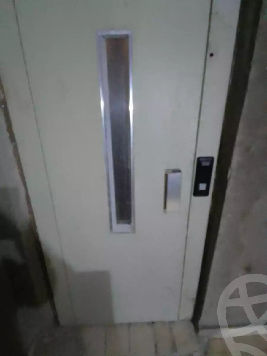 https://aqarmap.com.eg/ar/listing/3981816-for-sale-cairo-el-sayyeda-zeinab-mahmoud-bairam-al-tonsi-st