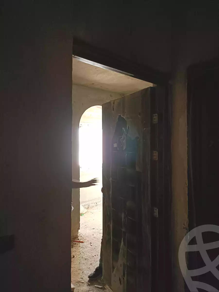https://aqarmap.com.eg/ar/listing/3990146-for-sale-cairo-al-oubour-tryq-msr-sm-yly-lshrwy-moon-city