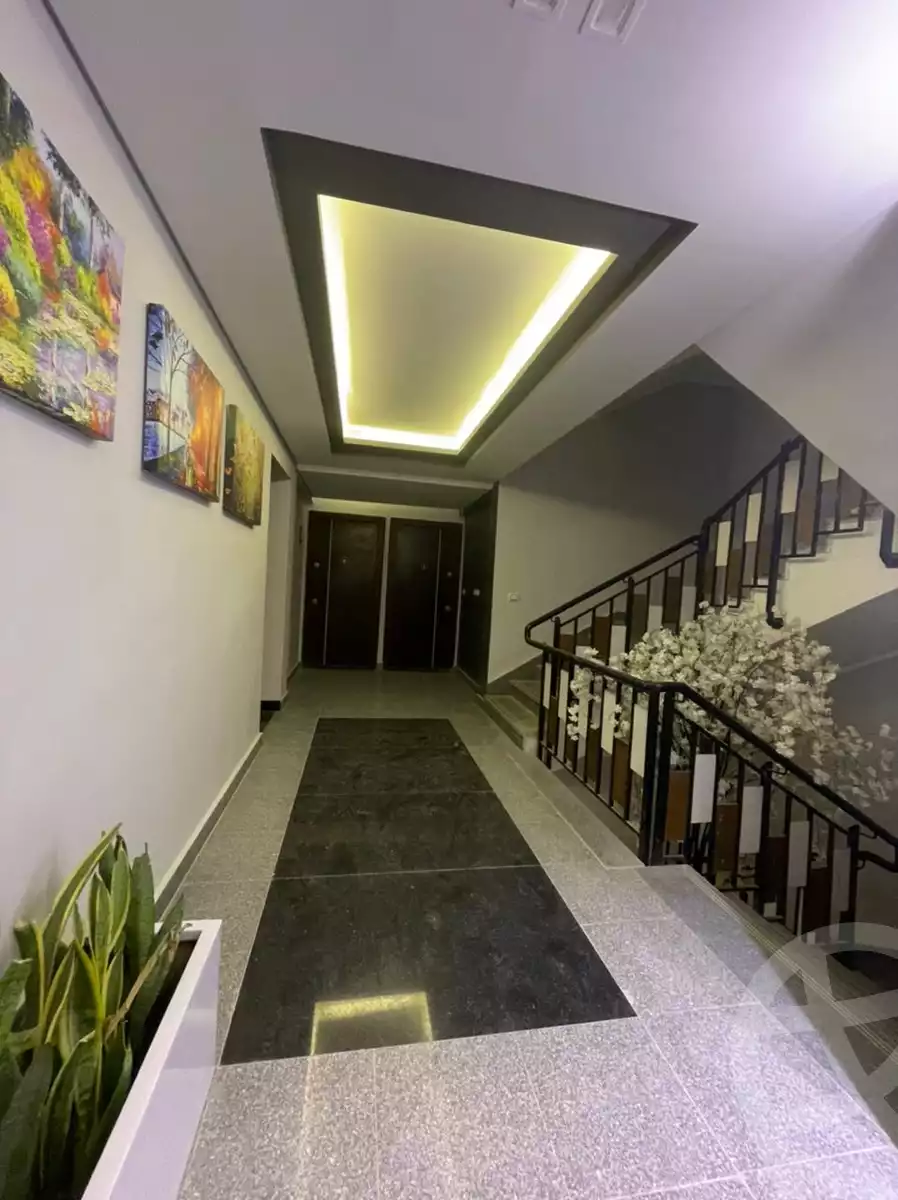 https://aqarmap.com.eg/en/listing/3992455-for-sale-cairo-6th-of-october-compound-sun-capital