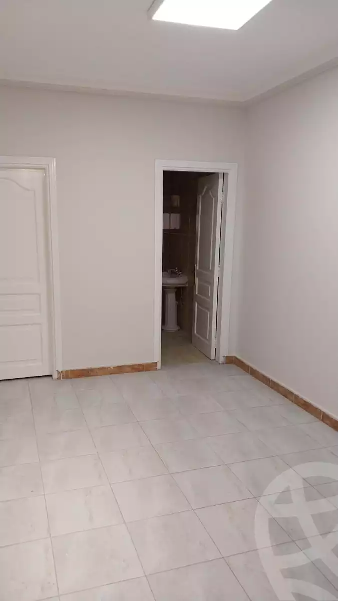 https://aqarmap.com.eg/en/listing/4408566-for-rent-cairo-new-cairo-el-banafsg-el-banafsag-omarat-al-gabri-st