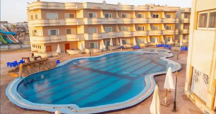https://aqarmap.com.eg/ar/listing/3999569-for-rent-ain-elsokhna-tryq-l-yn-lskhn-lz-frn