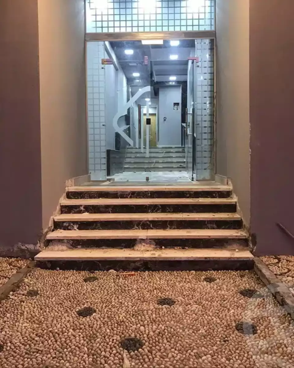 https://aqarmap.com.eg/en/listing/4355624-for-sale-cairo-new-cairo-el-kattameya-compounds-in-kattameya-kmbwnd-mkny-lmnswr-llttwyr