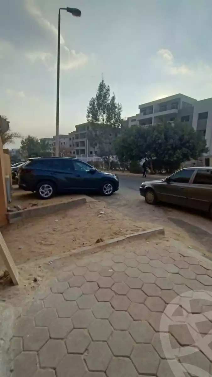https://aqarmap.com.eg/ar/listing/4003006-for-sale-cairo-al-oubour-el-hay-el-khames