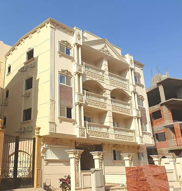 https://aqarmap.com.eg/ar/listing/4003937-for-sale-cairo-el-sheikh-zayed-city-bait-el-watan