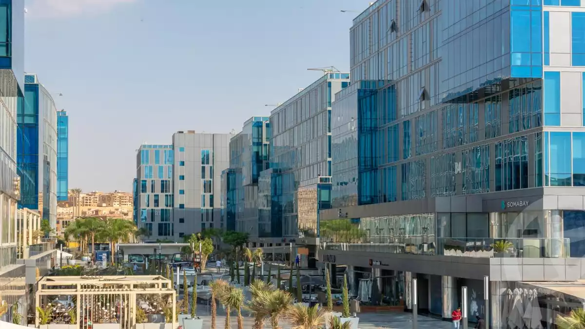 https://aqarmap.com.eg/ar/listing/4004537-for-sale-cairo-el-sheikh-zayed-city-compounds-in-sheikh-zayed-capital-business-park