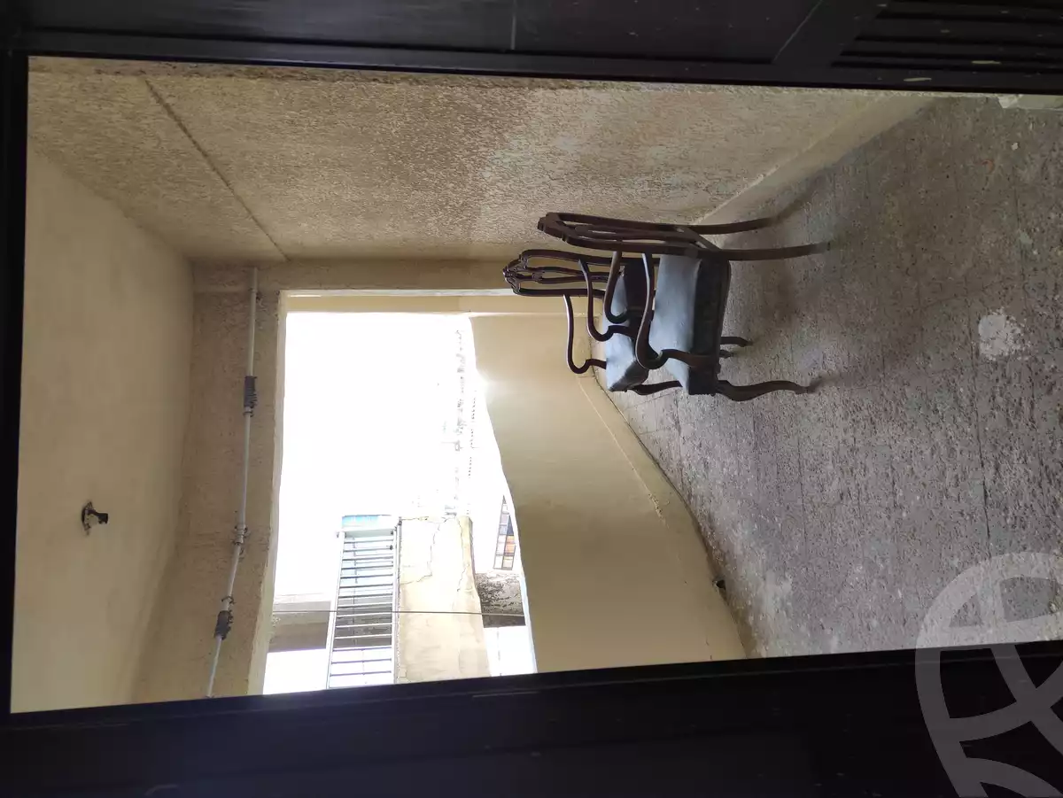 https://aqarmap.com.eg/ar/listing/4008708-for-sale-alexandria-cleopatra-tryq-ljysh