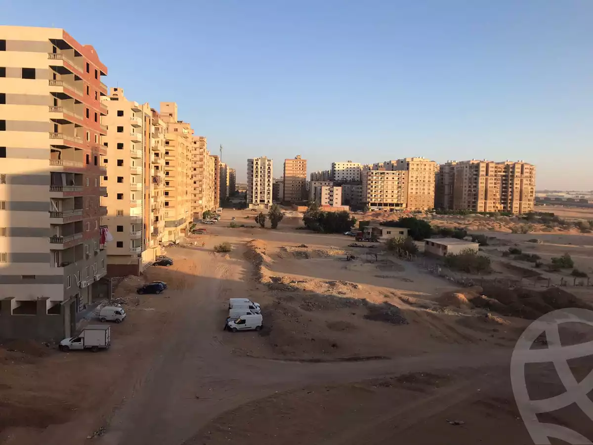 https://aqarmap.com.eg/en/listing/4013764-for-sale-cairo-al-oubour-tryq-msr-sm-yly-lshrwy-el-nakheel-resort-amenhotep-and-october-co-operative-housing