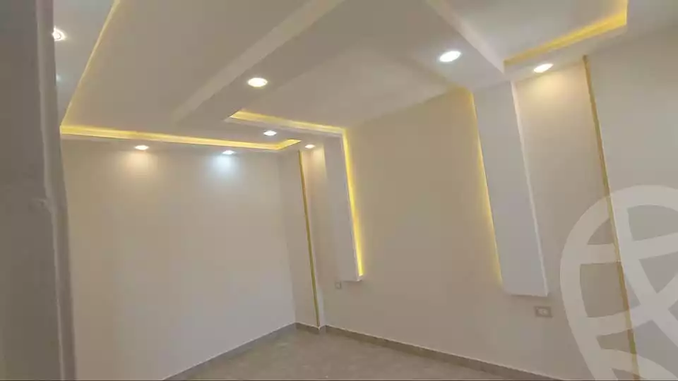 https://aqarmap.com.eg/ar/listing/4014654-for-rent-alexandria-moharram-bey-erfan-st