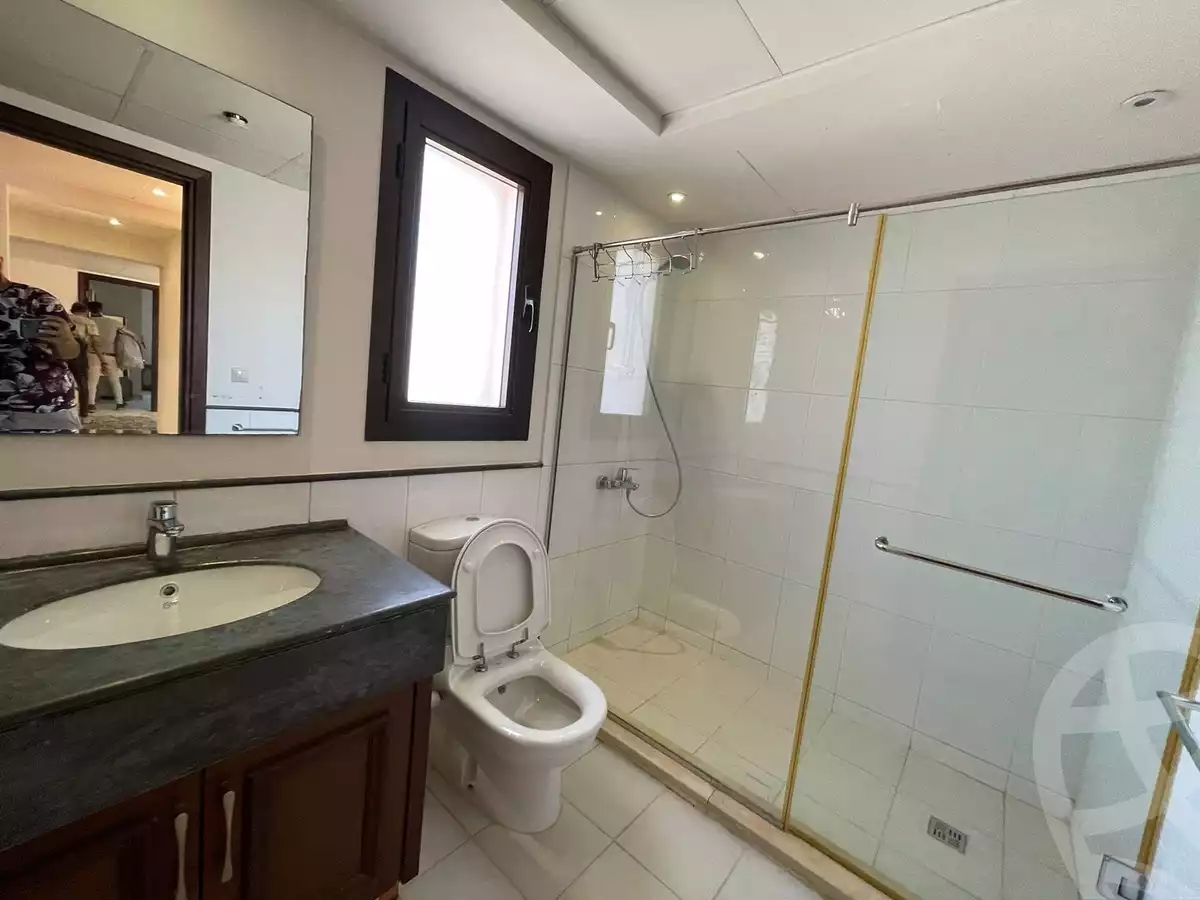 https://aqarmap.com.eg/ar/listing/4014936-for-rent-veneto-marassi