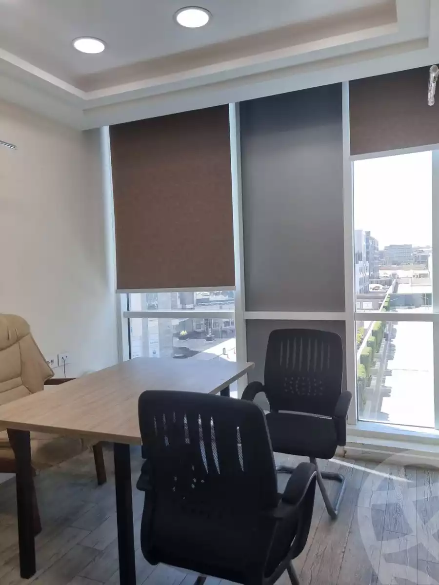 https://aqarmap.com.eg/ar/listing/4029698-for-sale-cairo-el-sheikh-zayed-city-compounds-in-sheikh-zayed-capital-business-park