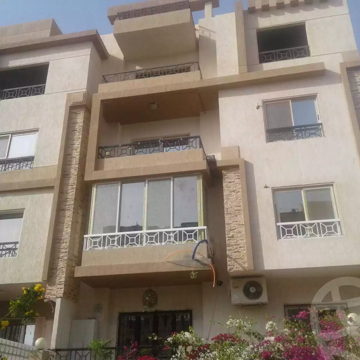 https://aqarmap.com.eg/en/listing/4030124-for-rent-cairo-el-sheikh-zayed-city-el-hay-elsades-ashaer