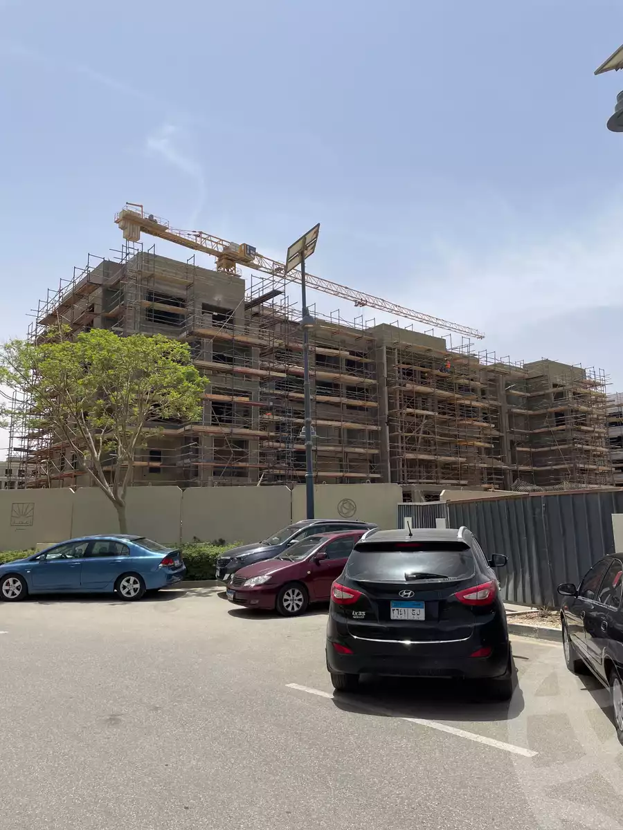 https://aqarmap.com.eg/ar/listing/3904076-for-sale-blue-views-residences-mivida