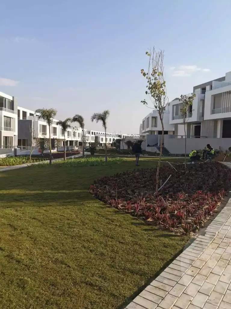 https://aqarmap.com.eg/en/listing/4033345-for-sale-cairo-alex-cairo-desert-road-kmbwnd-fy-tryq-skndry-lshrwy-joulz-compound-inertia