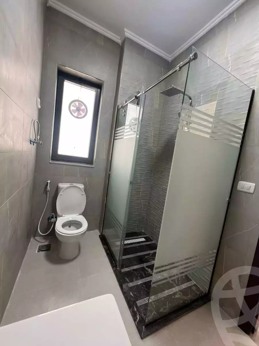 https://aqarmap.com.eg/en/listing/4033637-for-rent-cairo-new-cairo-compounds-lakeview-residence