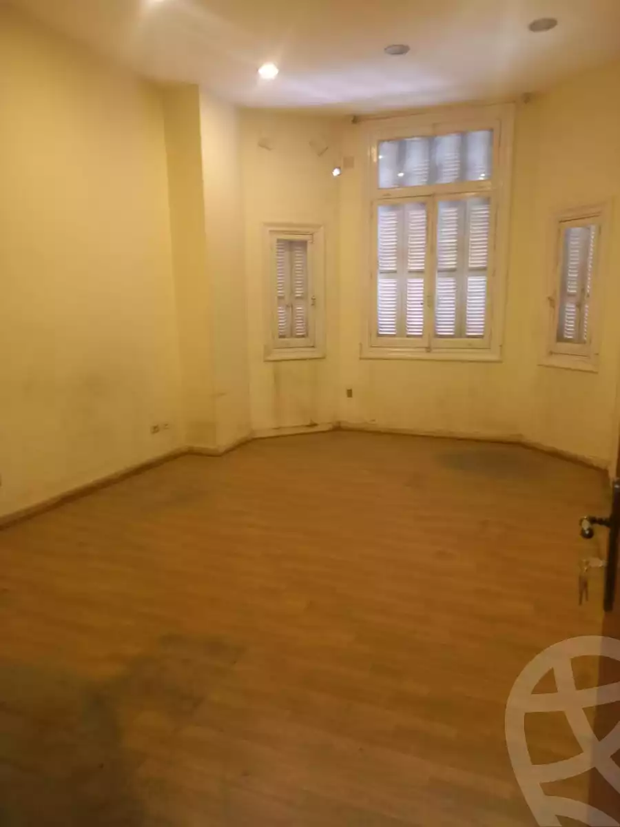 https://aqarmap.com.eg/en/listing/4034439-for-rent-cairo-downtown-el-tahrir