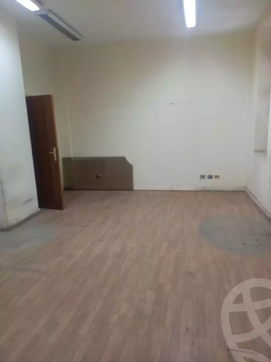 https://aqarmap.com.eg/en/listing/4034439-for-rent-cairo-downtown-el-tahrir