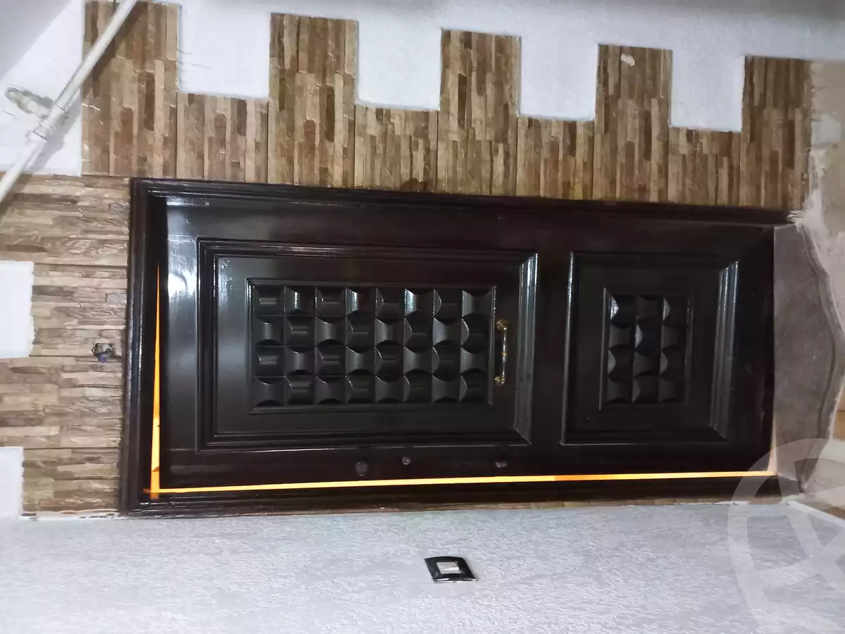 https://aqarmap.com.eg/en/listing/4035562-for-sale-alexandria-el-hanouvel-trablose-st