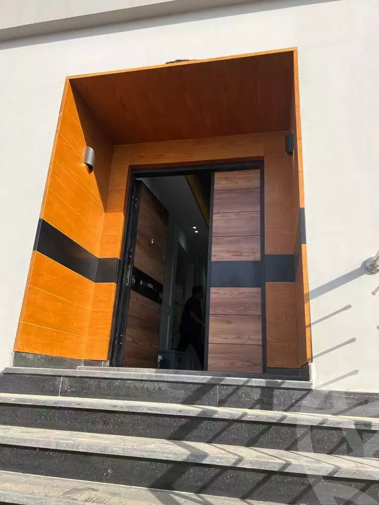 https://aqarmap.com.eg/en/listing/4036459-for-sale-cairo-el-sheikh-zayed-city-compounds-in-sheikh-zayed-el-patio-zahraa