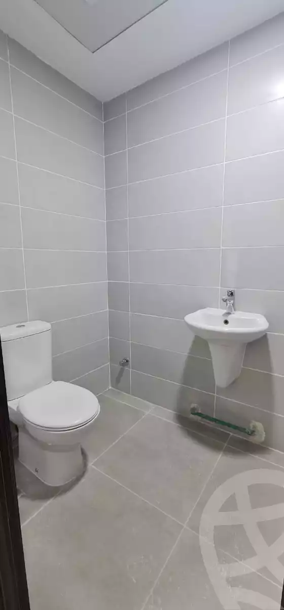 https://aqarmap.com.eg/en/listing/4038948-for-sale-cairo-el-sheikh-zayed-city-compounds-tryfywm-zyd-nm-llttwyr