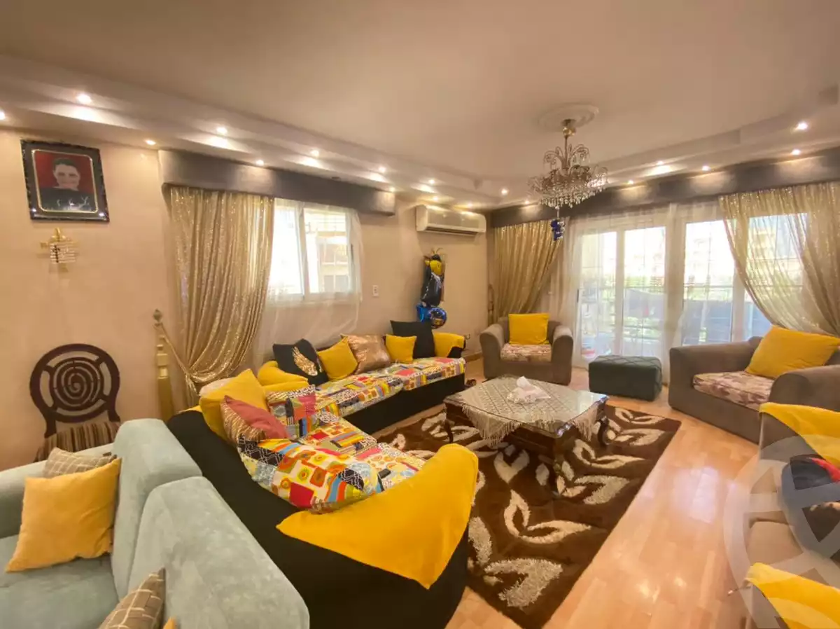 https://aqarmap.com.eg/en/listing/4040287-for-sale-cairo-el-sheikh-zayed-city-compounds-in-sheikh-zayed-zayed-2000