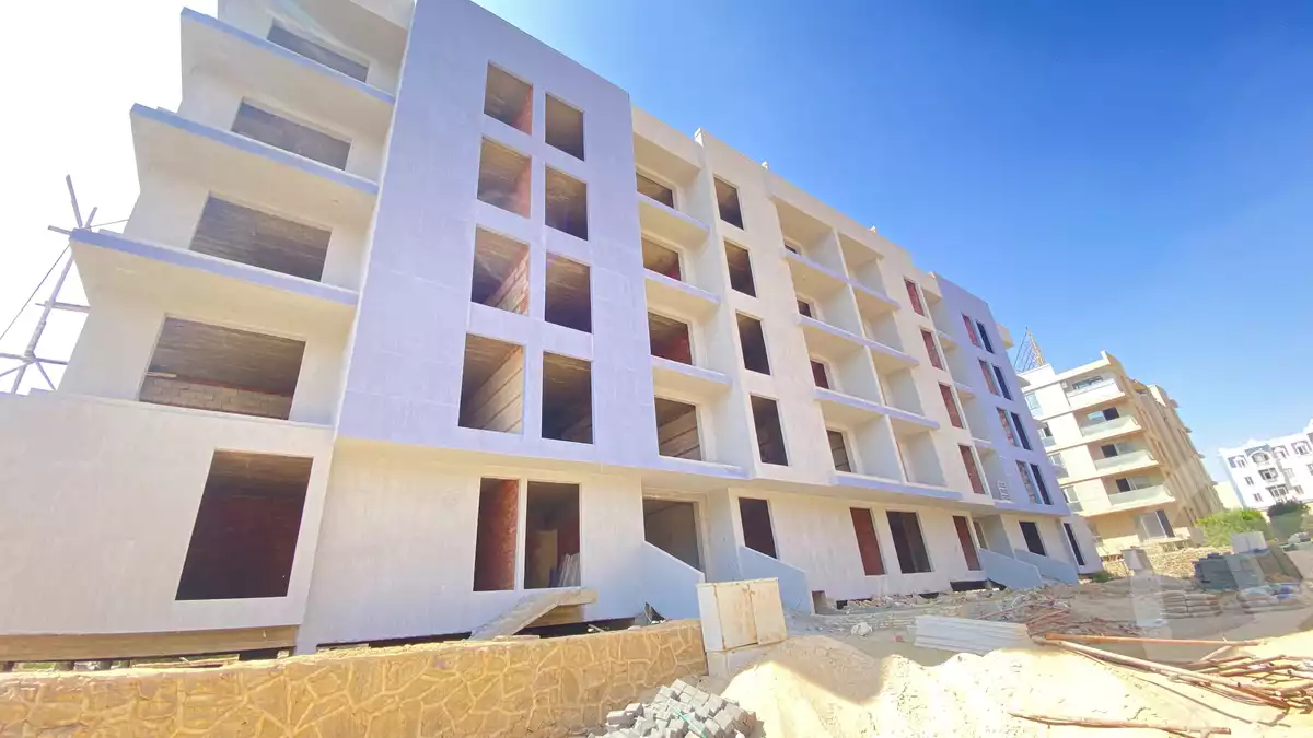 https://aqarmap.com.eg/en/listing/4042339-for-sale-cairo-6th-of-october-compound-creek-park