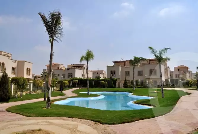 https://aqarmap.com.eg/en/listing/4044013-for-sale-cairo-el-sheikh-zayed-city-compounds-greens