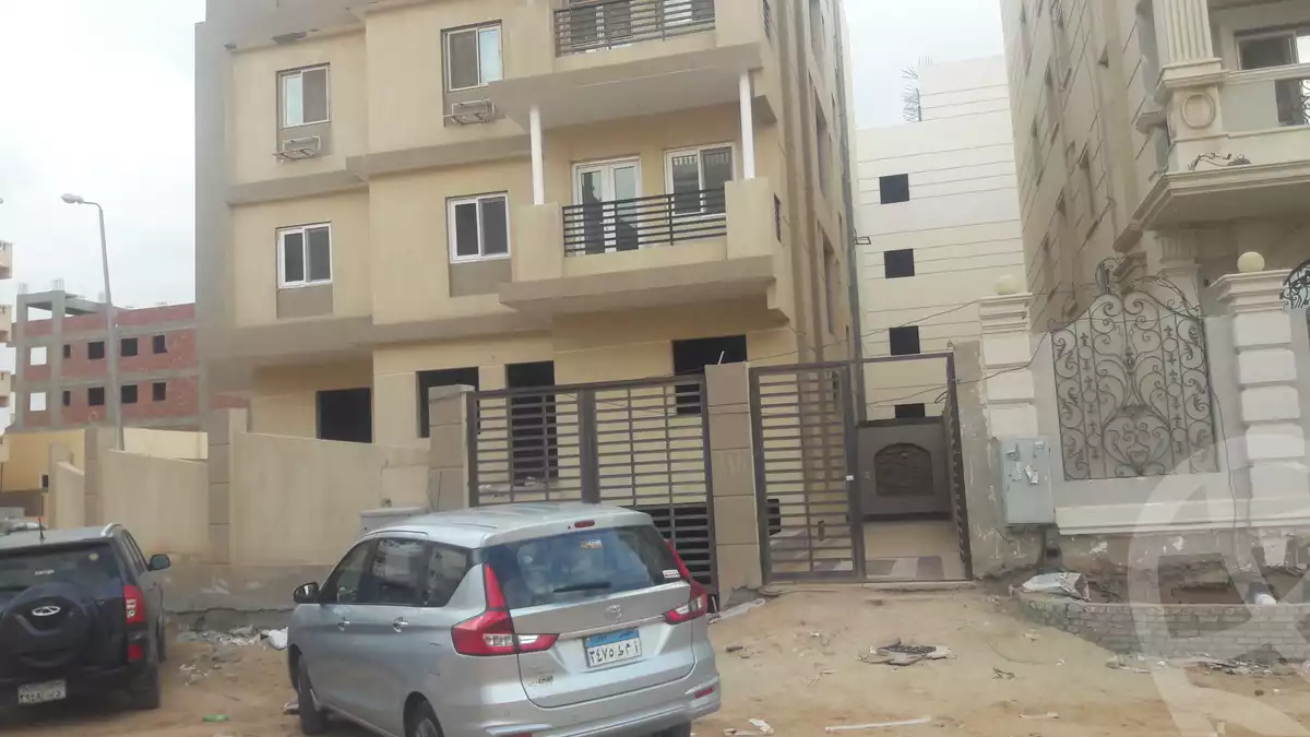 https://aqarmap.com.eg/ar/listing/4043907-for-sale-cairo-6th-of-october-el-tawsaat-el-shamalya-lhy-300
