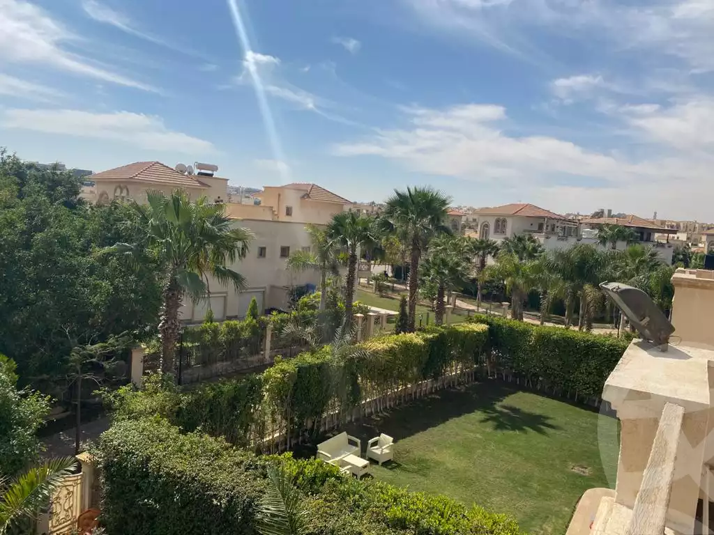 https://aqarmap.com.eg/en/listing/4046104-for-sale-cairo-el-sheikh-zayed-city-compounds-greens